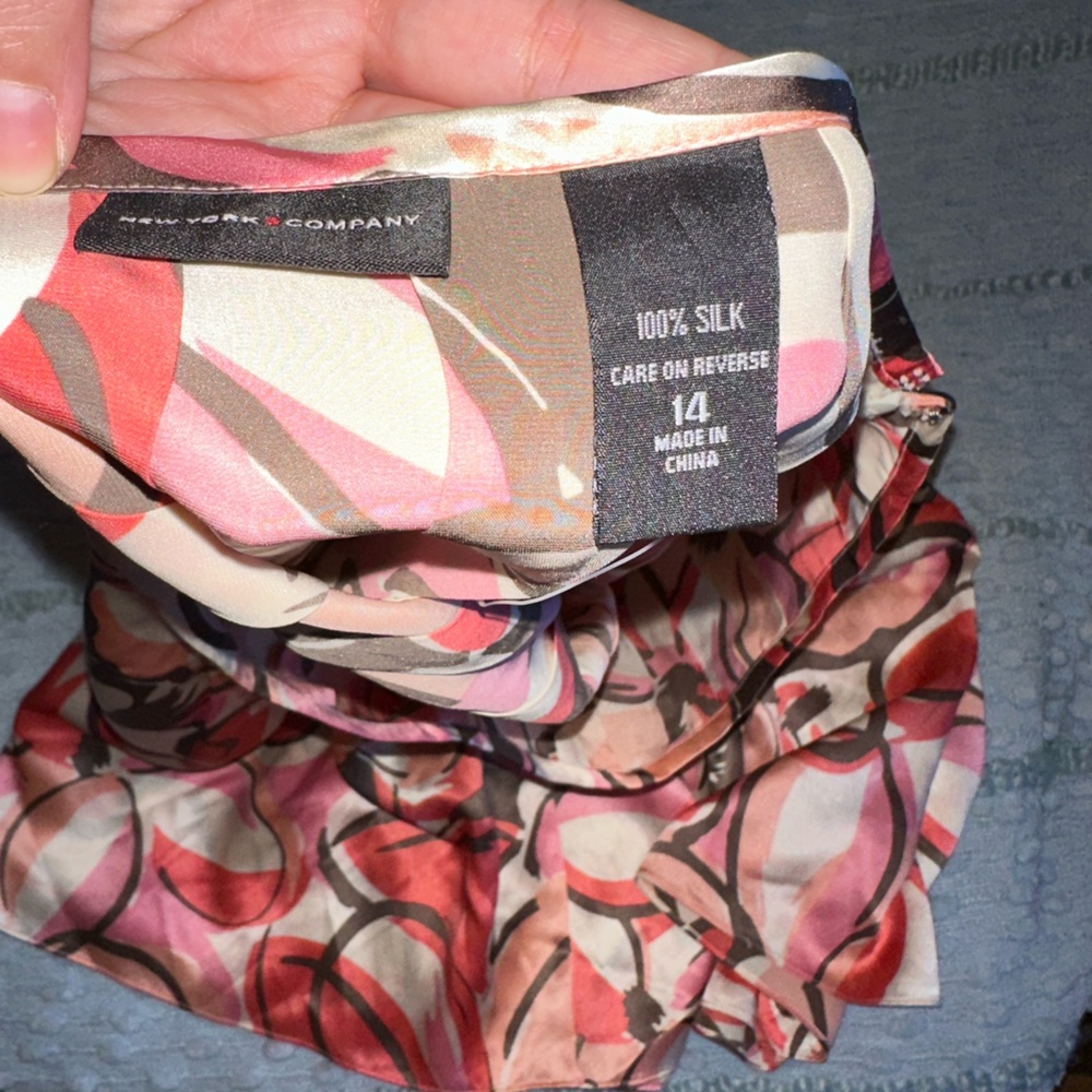 NWT New York & Company Floral pleated Skirt - Picture 5 of 7
